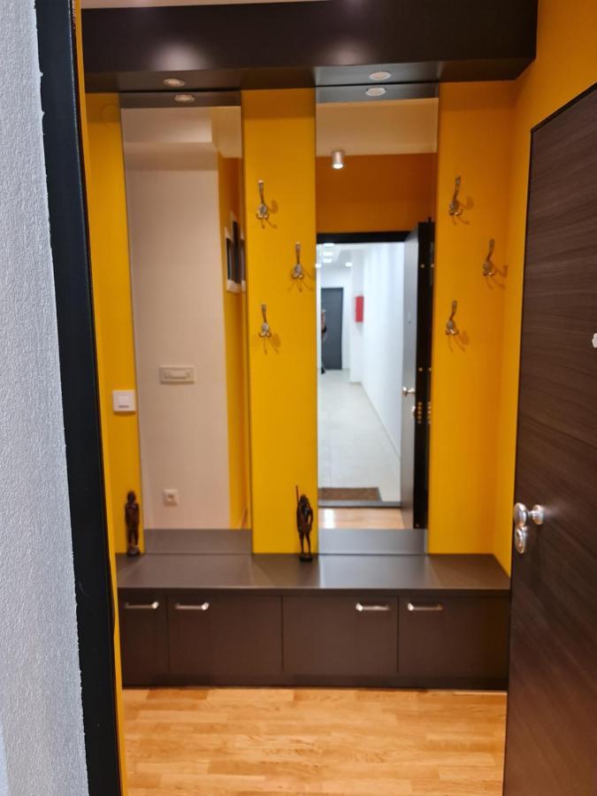 Grand Lux Apartman Cacak Bagian luar foto