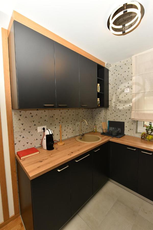 Grand Lux Apartman Cacak Bagian luar foto